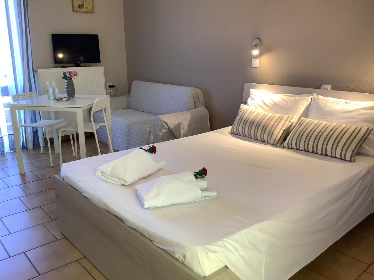 Piccolo Paradiso Apartments Kato Daratso Bagian luar foto
